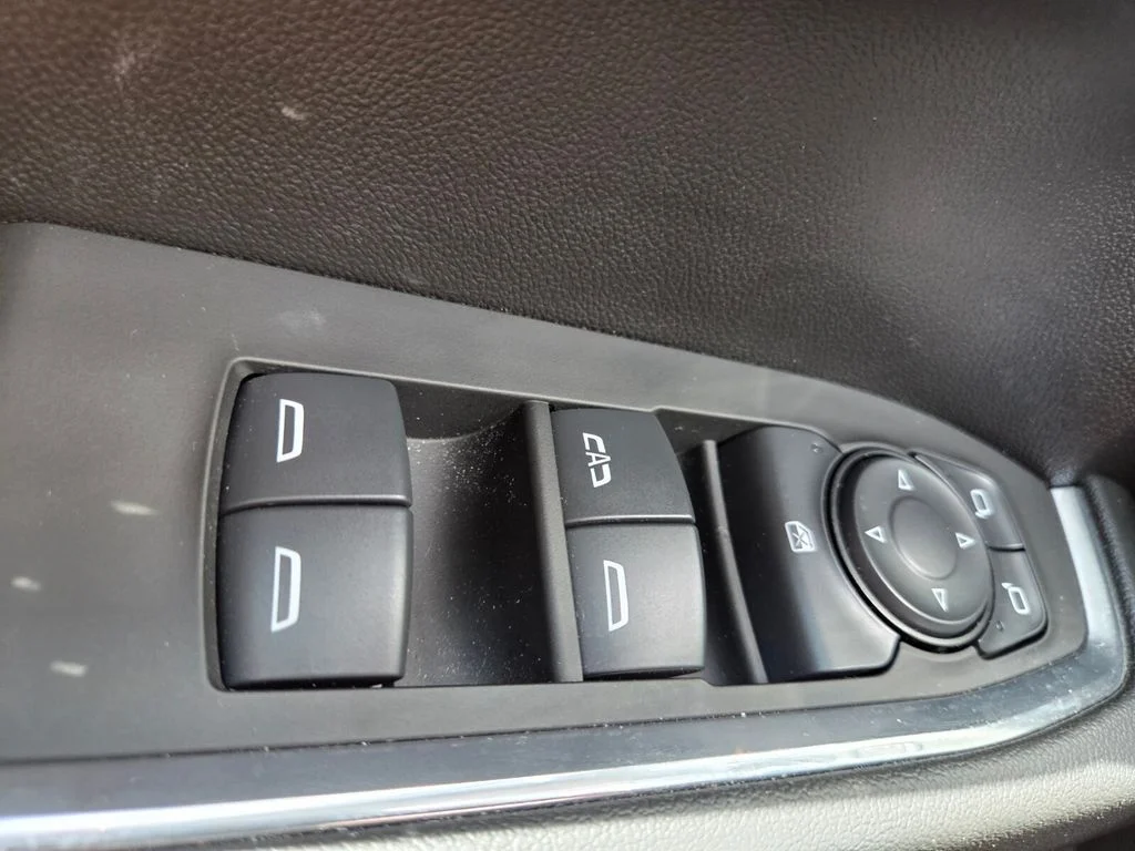 Used 2024 Red Chevrolet RST image 19
