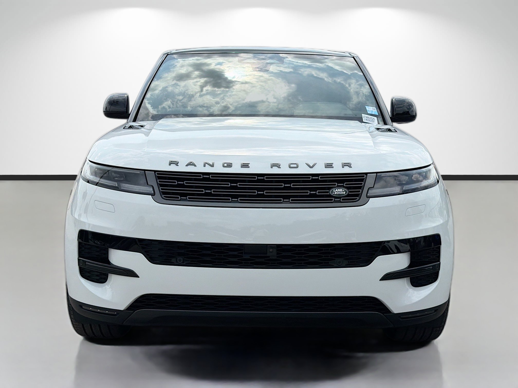 New 2026 Fuji White Land Rover SE image 8