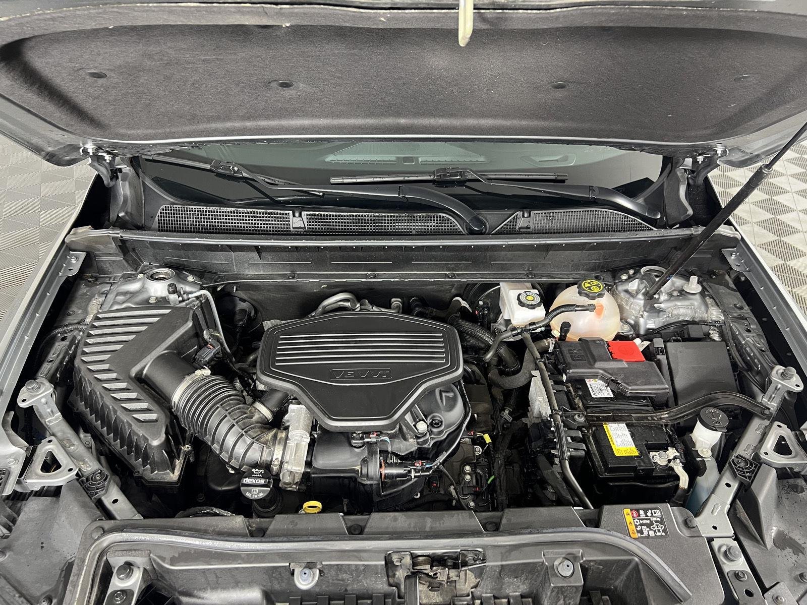 Used 2023 Sterling Metallic GMC SLT image 47