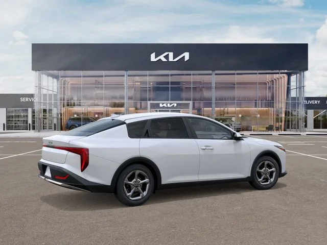 2026 Kia K4 LXS - Photo 6