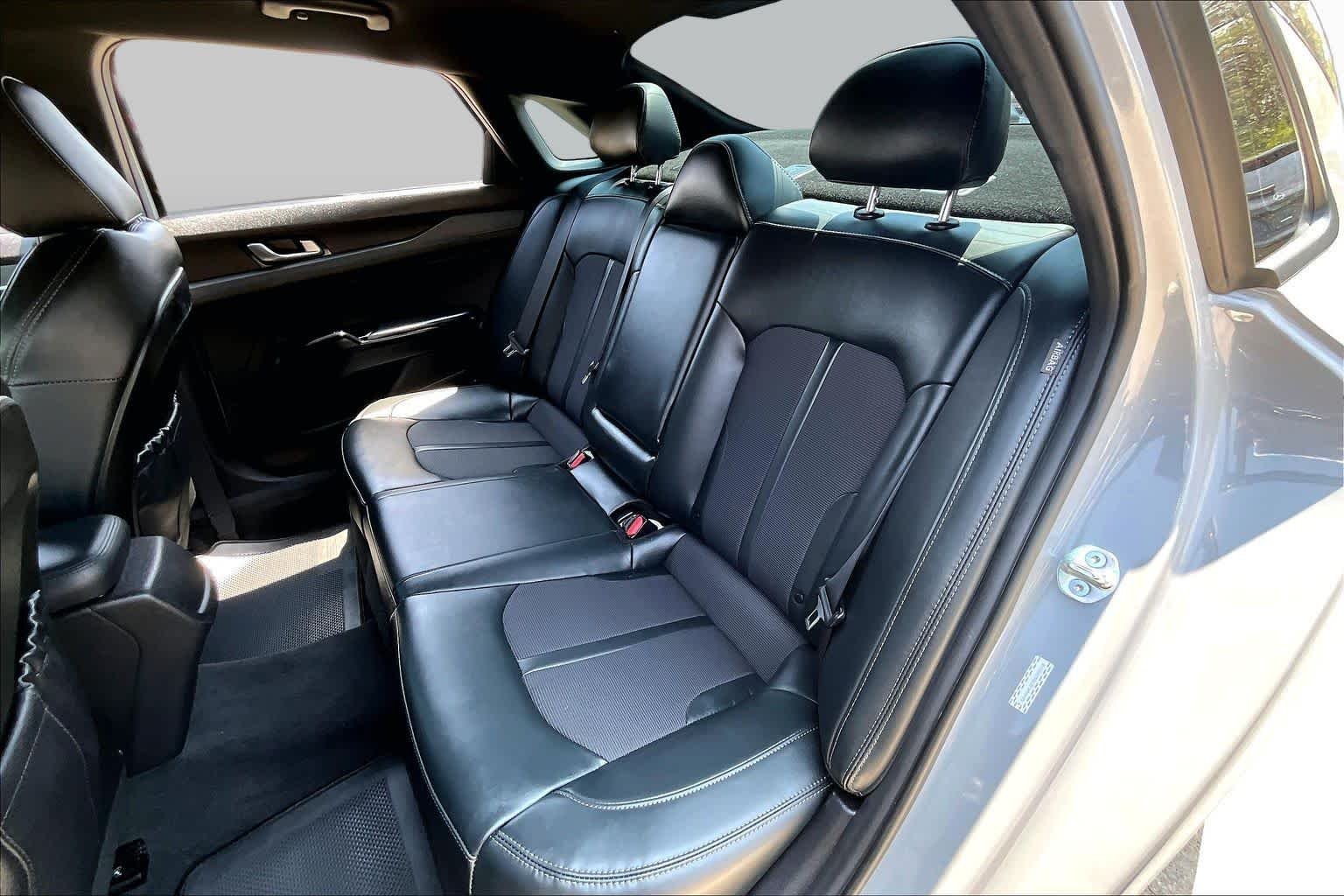 Used 2024 Wolf Gray Kia GT-Line image 20