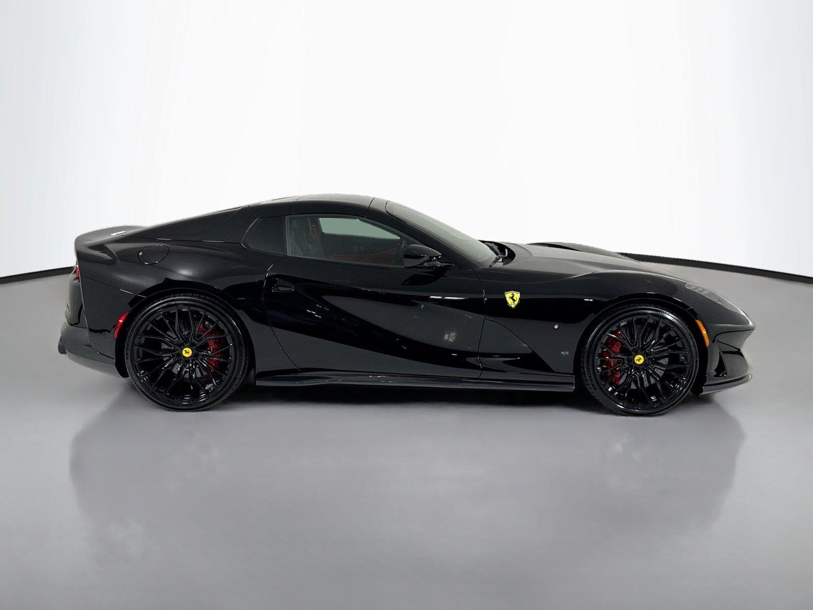 Used 2021 Nero Ferrari  image 51