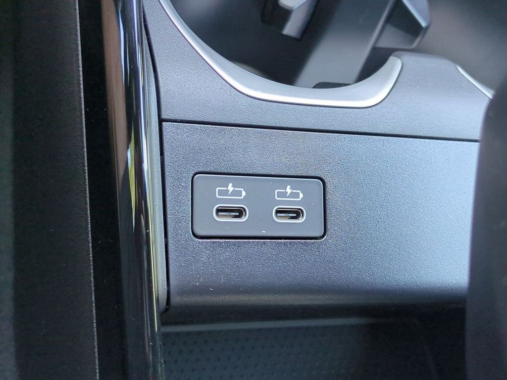 New 2027  BMW xDrive28i image 23