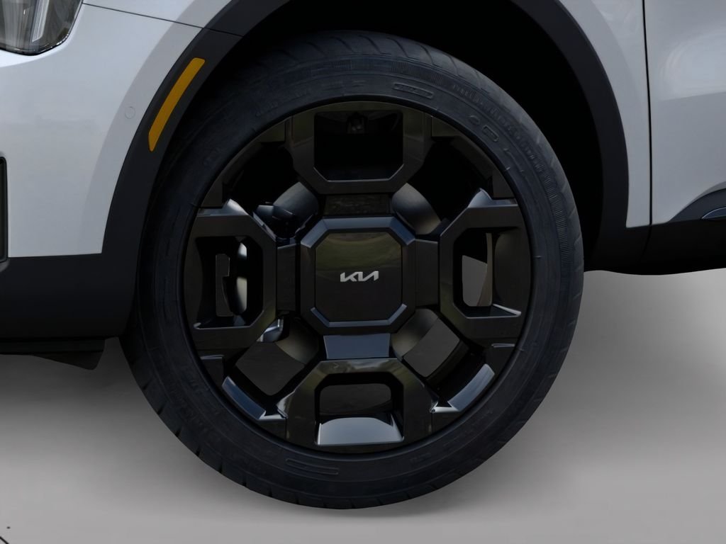 New 2026 White Kia X-Line SX image 9