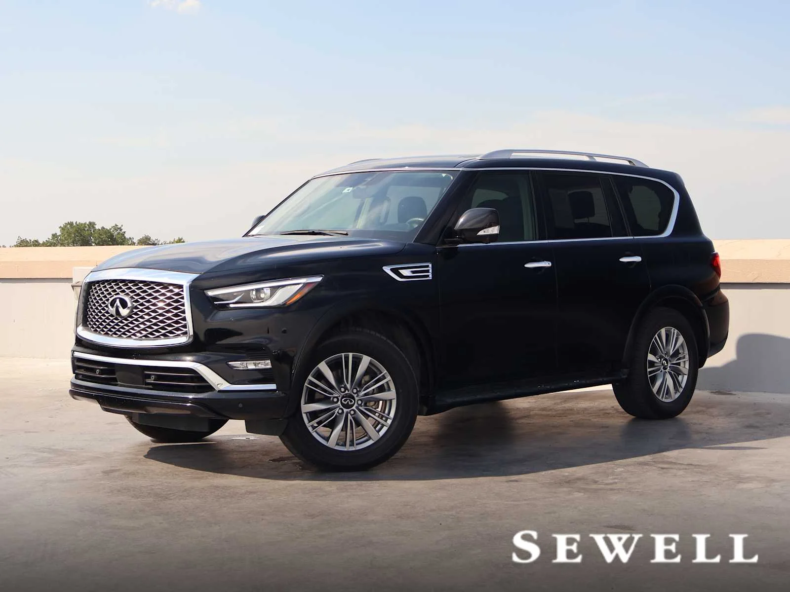 2021 INFINITI QX80 LUXE
