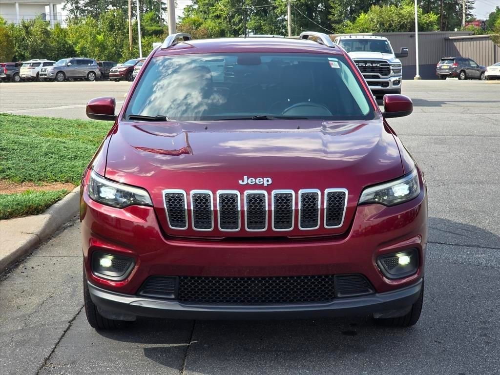 Used 2019 Red Jeep Latitude Plus image 22