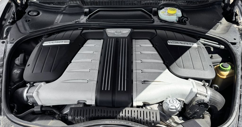 Used 2012 Black Bentley Base image 11