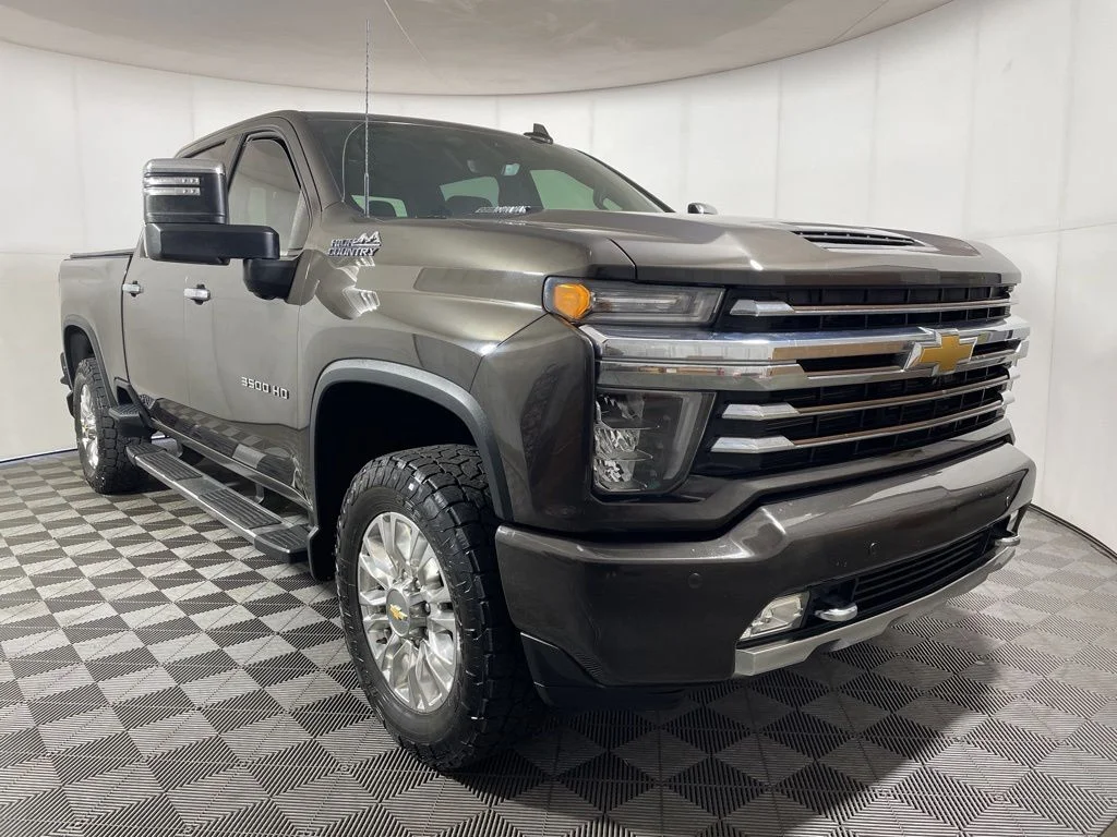 Used 2021 Brown Metallic Chevrolet High Country image 2