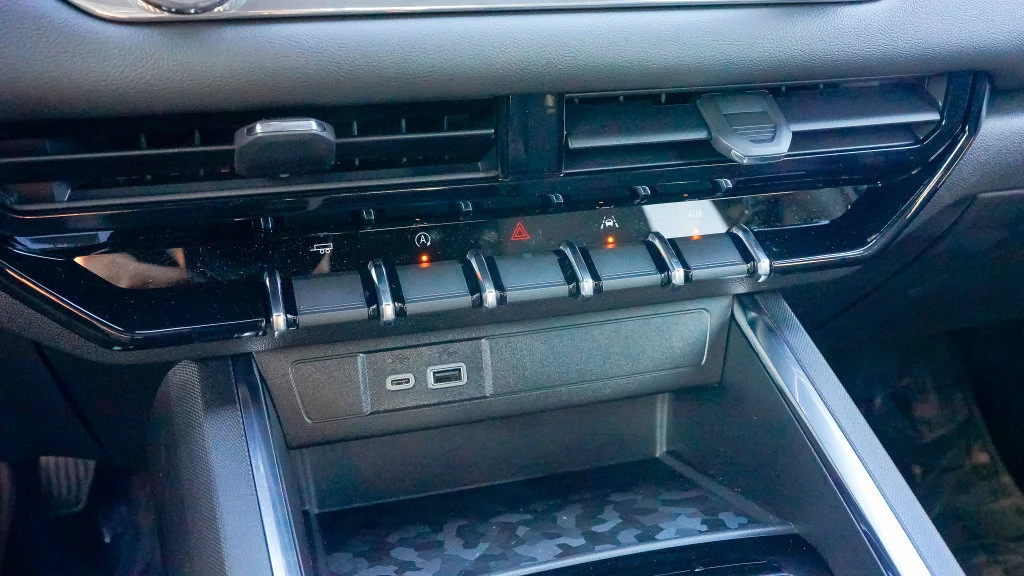 2026 GMC Canyon Elevation - Photo 18