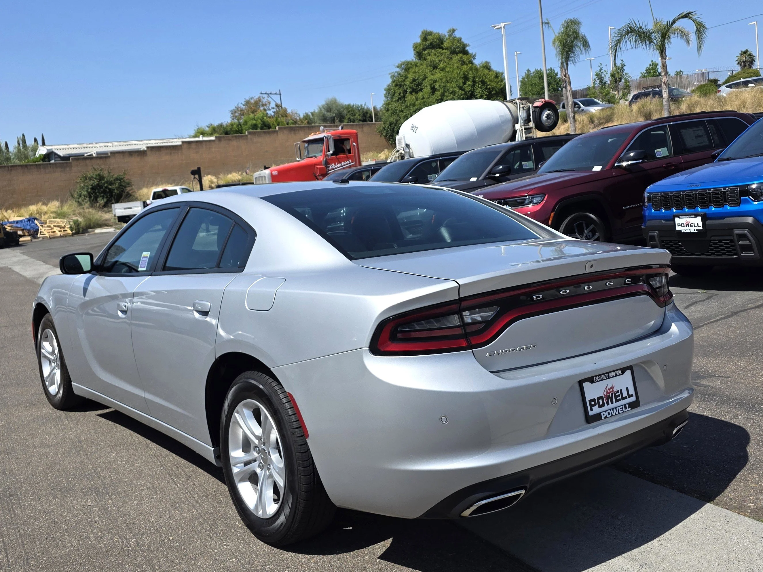 Certified Used 2021 Triple Nickel Clearcoat Dodge SXT image 3