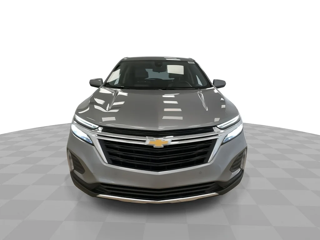 Used 2024 Sterling Gray Metallic Chevrolet LT image 4