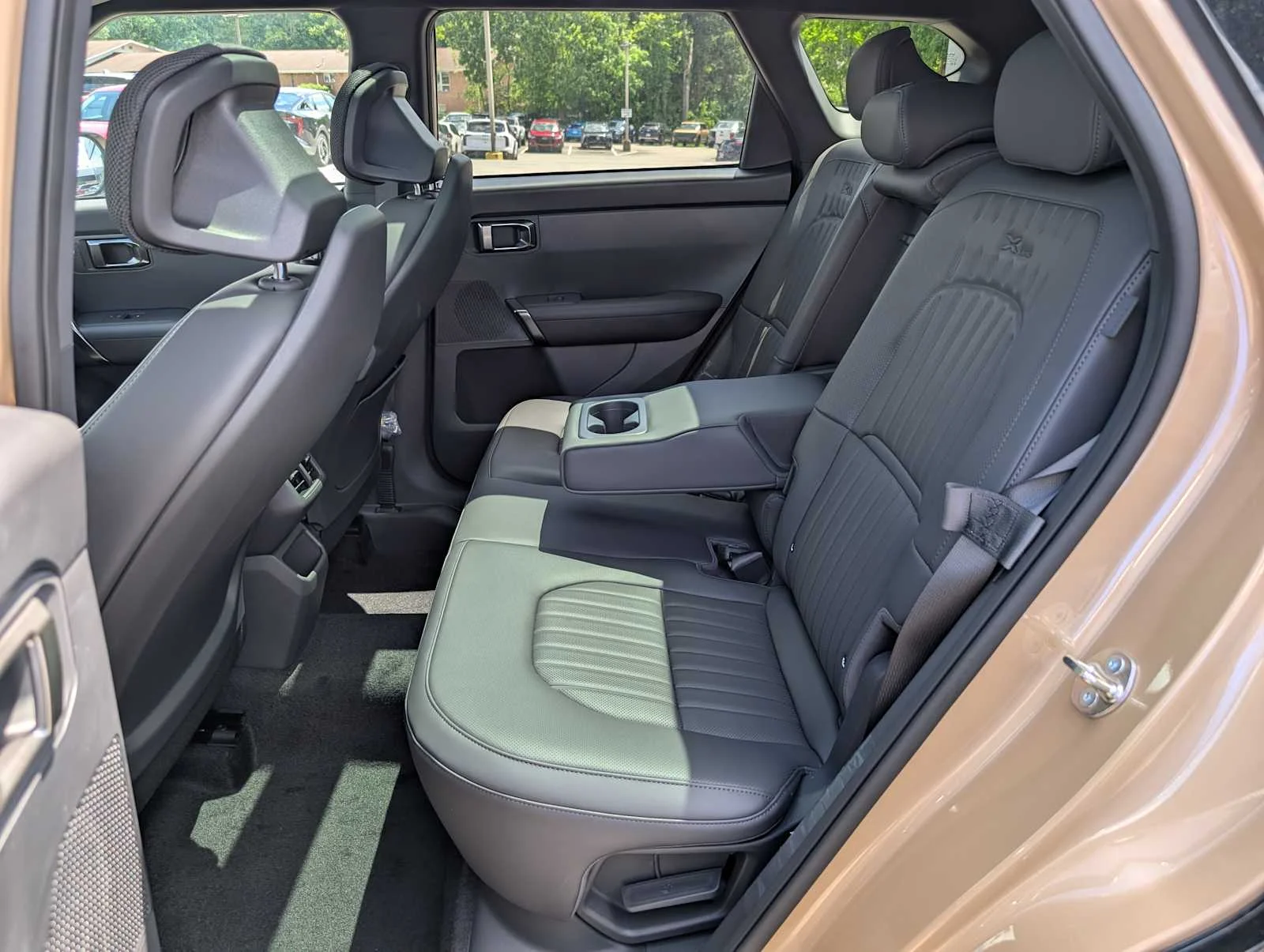 New 2027 Terrain Brown Kia X-Line S image 18