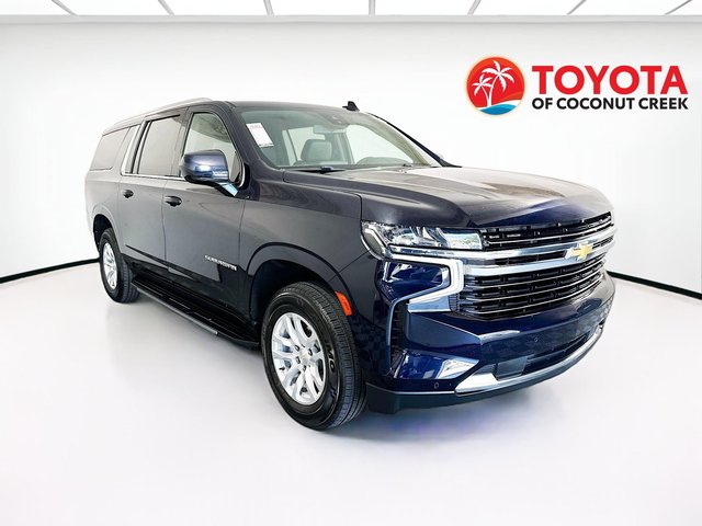 2023 Chevrolet Suburban LT