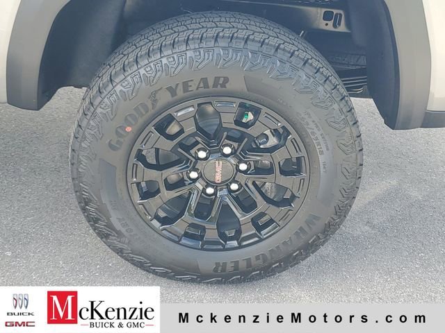 New 2026 Sterling Metallic GMC Elevation image 29