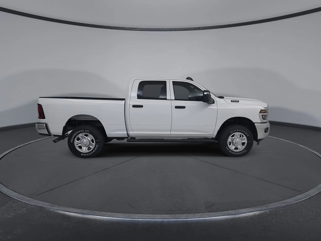 New 2026 Bright White Clear-Coat Exterior Paint RAM Tradesman image 17
