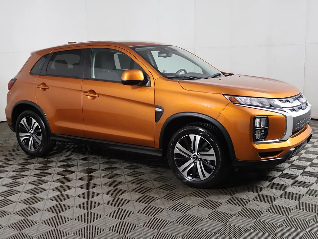 New 2026 Orange Mitsubishi 2.0 ES image 11