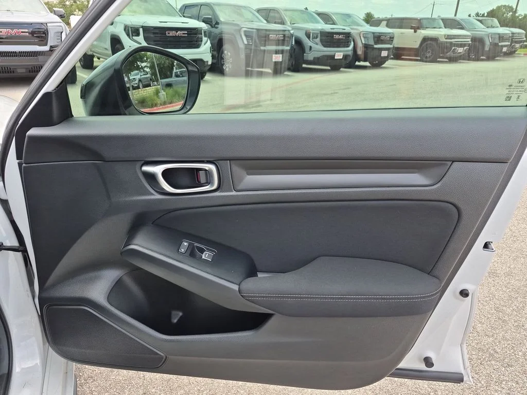 Used 2025 White Honda Sport image 31