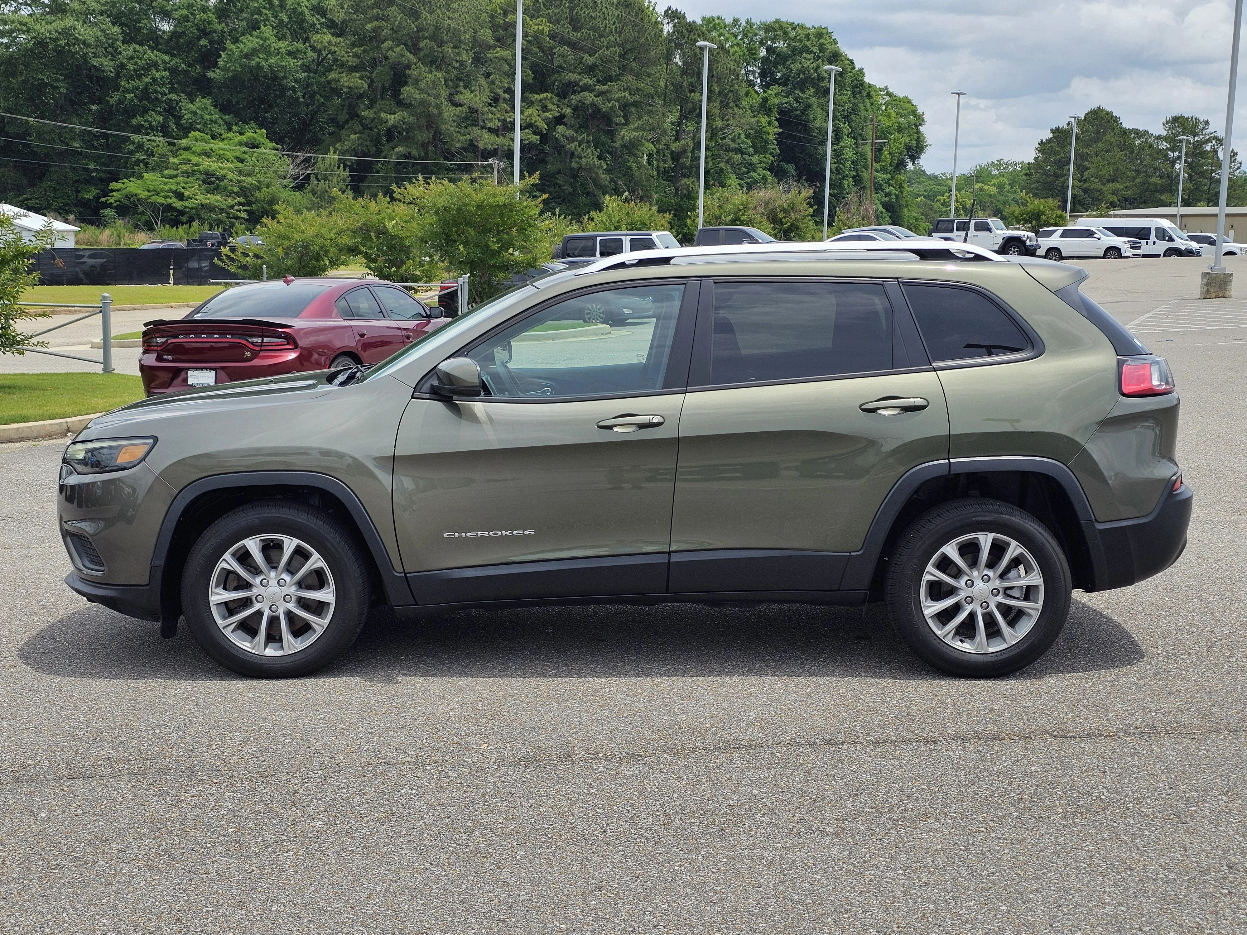 2021 Jeep Cherokee Latitude - Photo 14