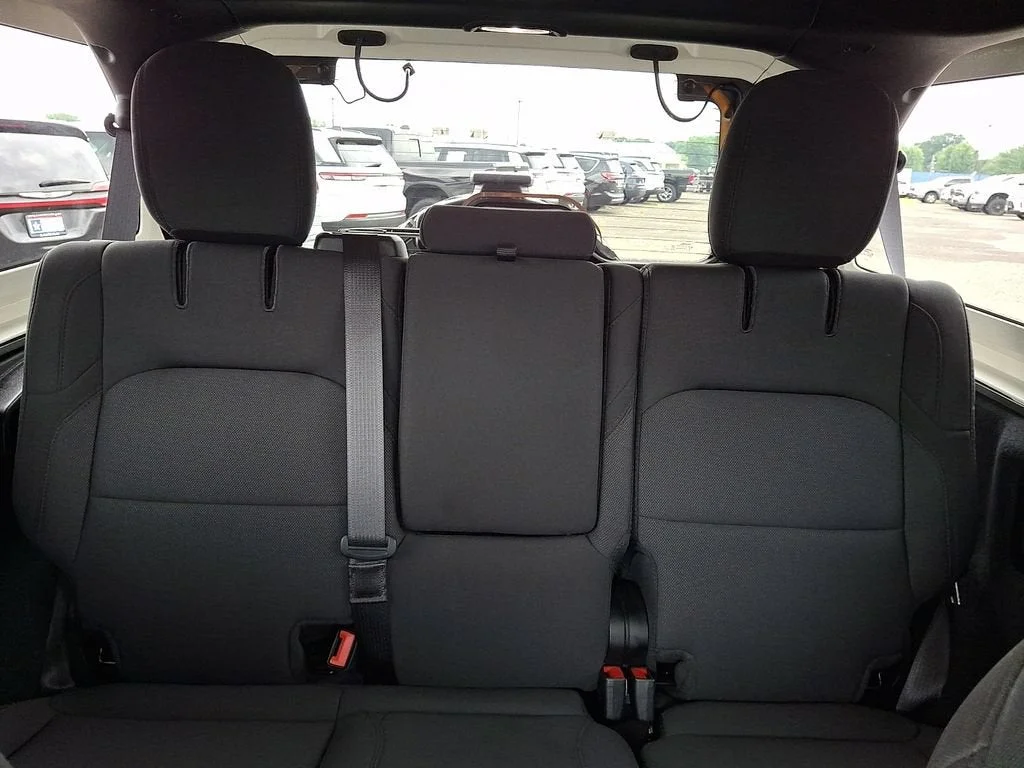 Used 2023 Gray Jeep 4x4 image 55