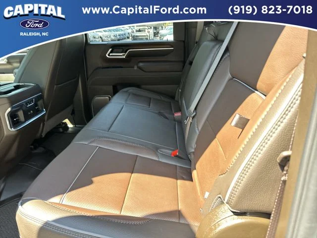 Used 2025 Silver GMC Denali image 18