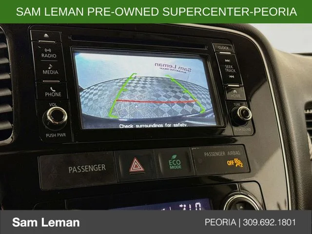 Used 2016  Mitsubishi  image 13