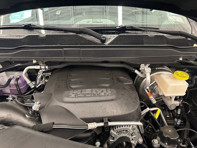 New 2026 Diamond Black Crystal Pearl-Coat Exterior Paint RAM Laramie image 22