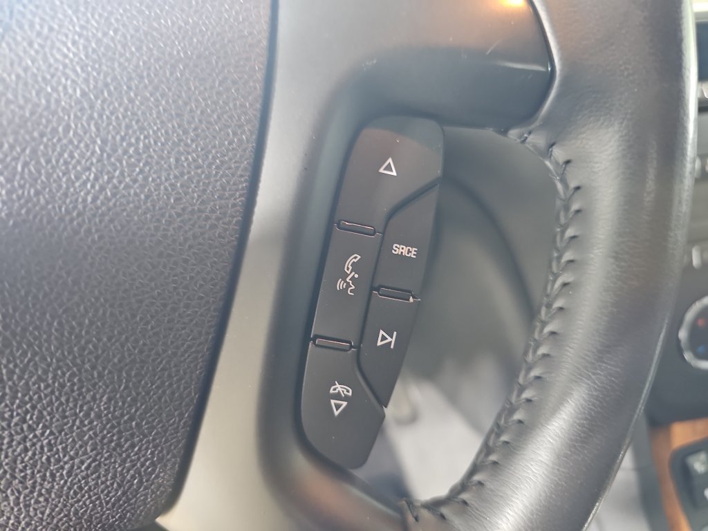 Used 2012 Cyber Gray Metallic Buick Leather image 25