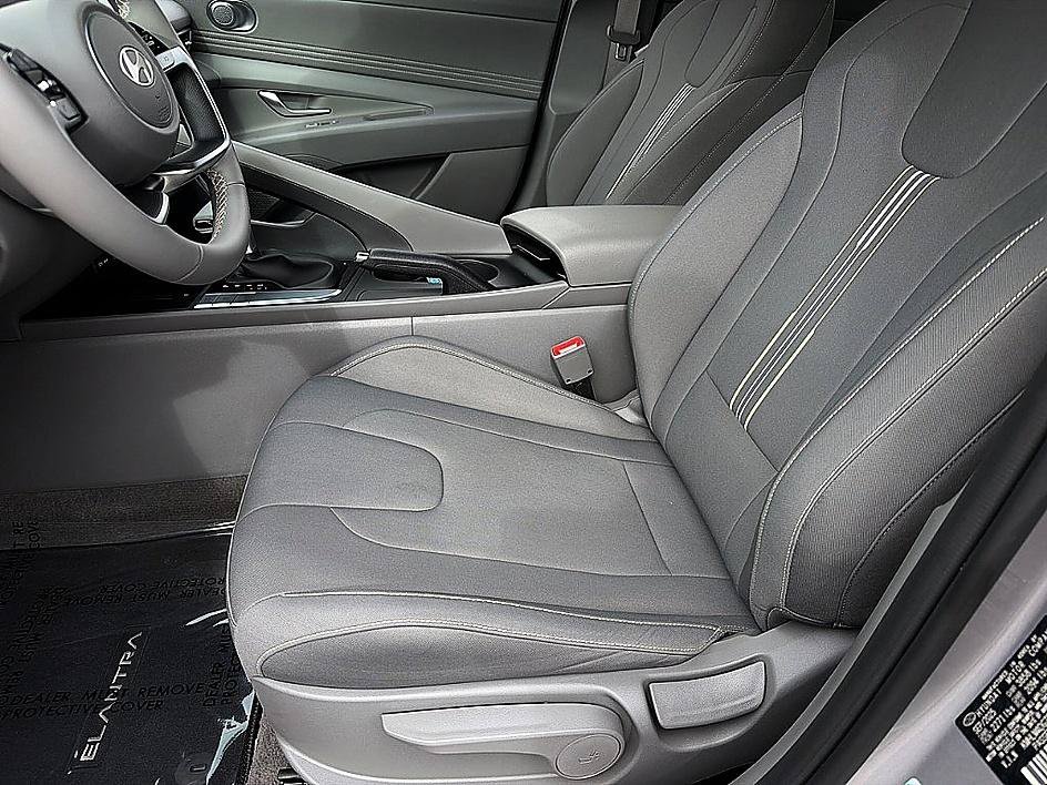 Used 2026 Fluid Metal Hyundai SEL Sport image 10