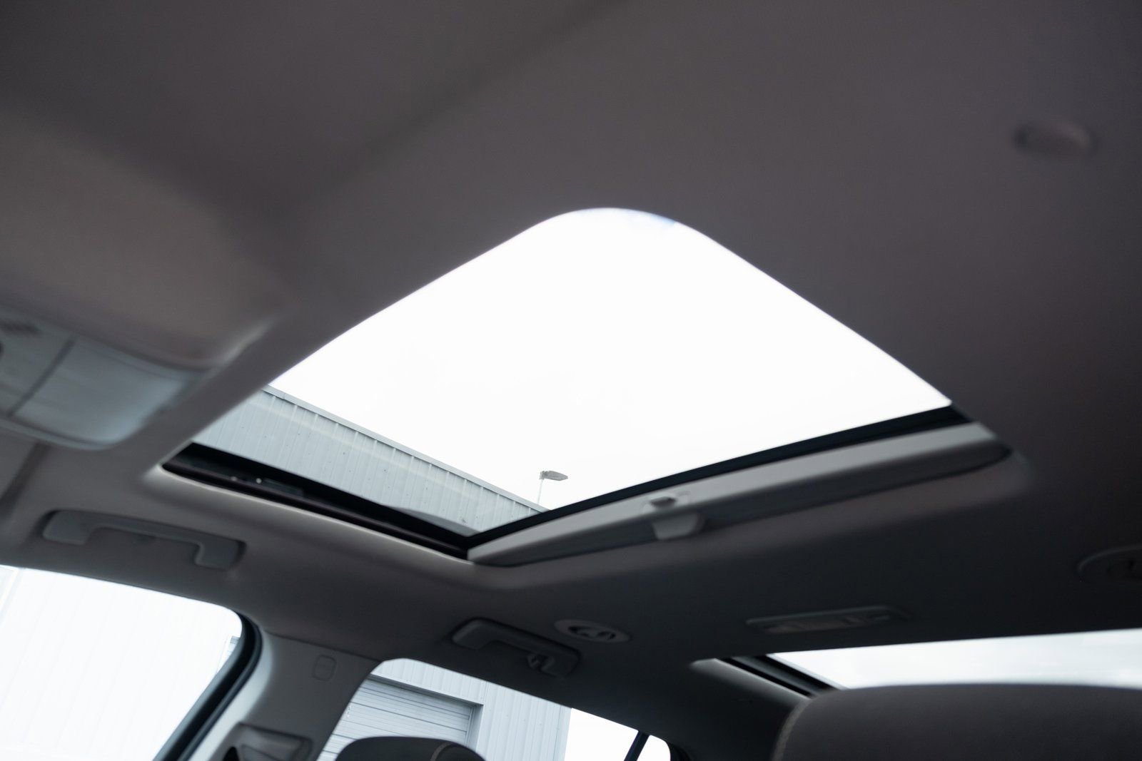 2022 GMC Acadia SLE - Photo 13