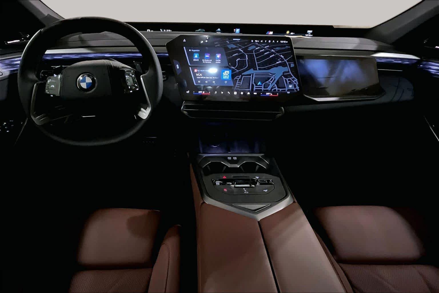 New 2027 Vancouver Green Metallic BMW 40 xDrive image 7