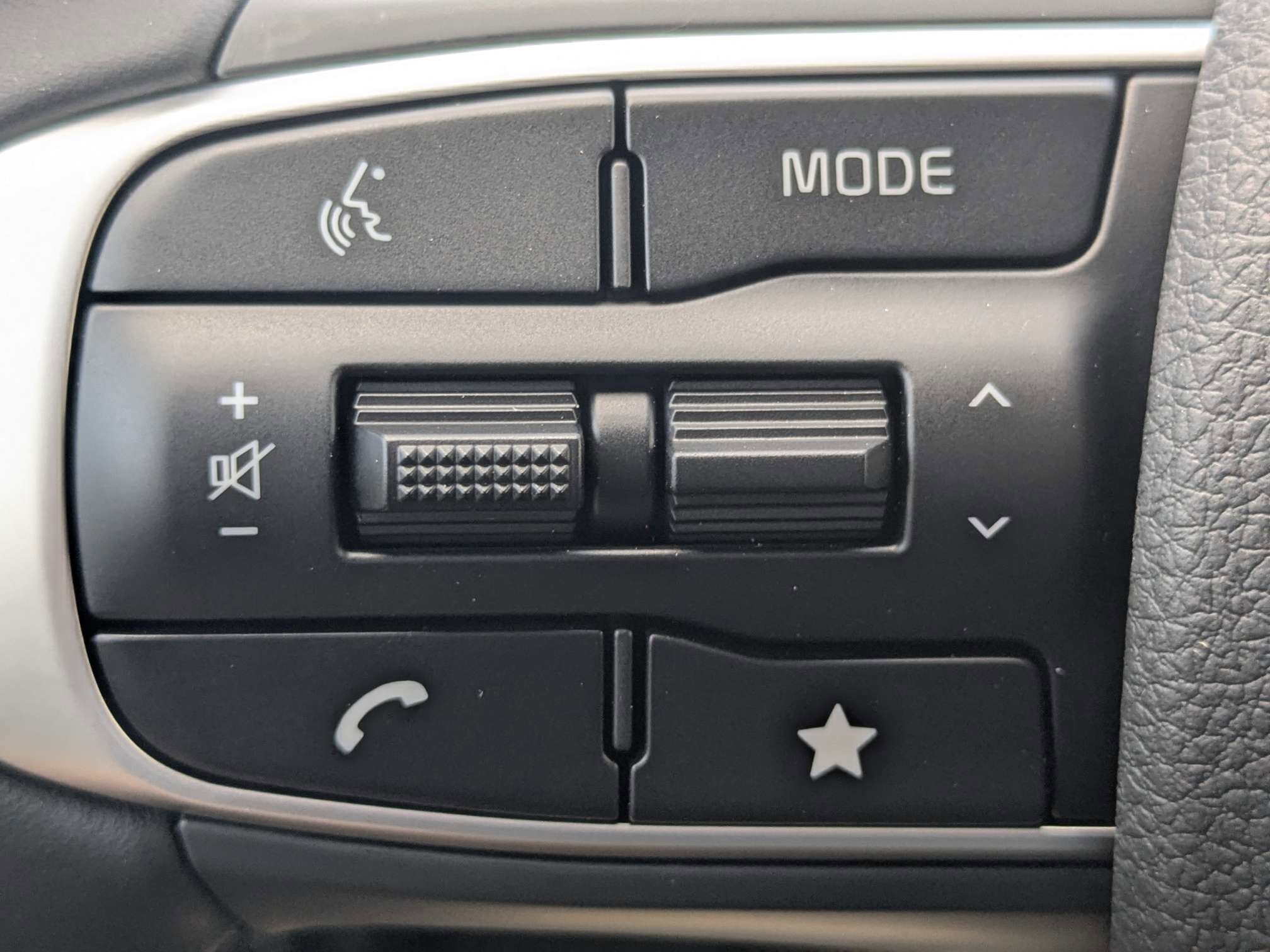 New 2026 Snow White Pearl Kia GT-Line FWD image 31