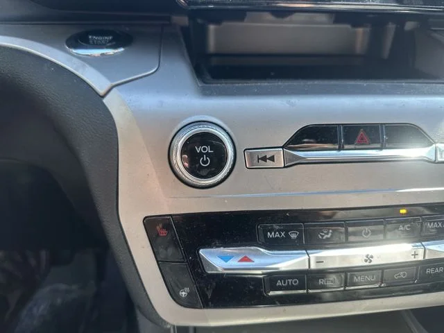 Used 2022 Blue Ford XLT image 14