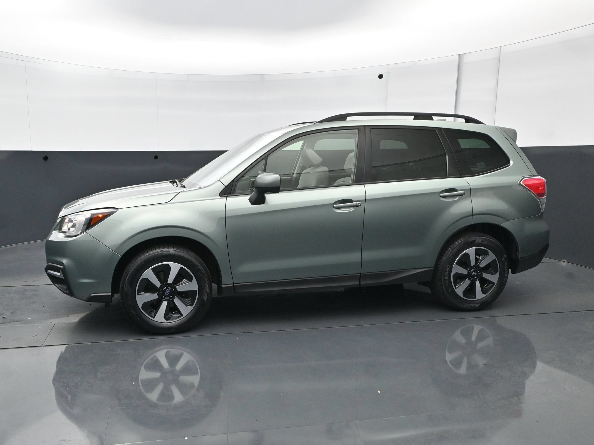 Used 2017 Subaru Forester Premium with VIN JF2SJAEC6HH468098 for sale in South Saint Paul, Minnesota