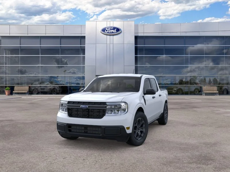 New 2024 Oxford White Ford XLT image 2