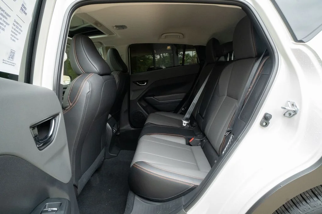 New 2026 CRYSTAL WHITE PEARL Subaru Limited Hybrid image 16