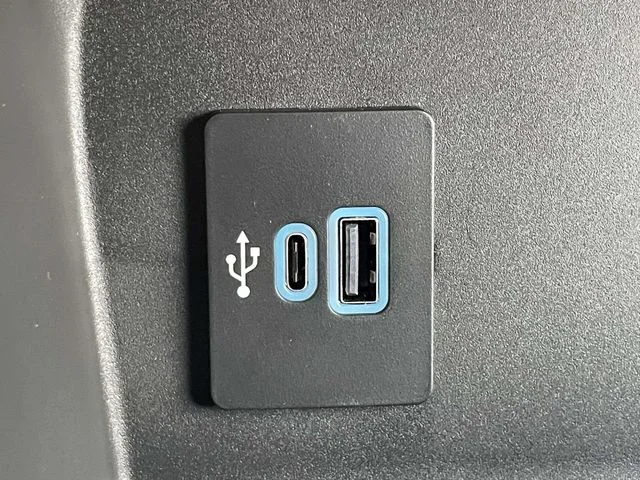 New 2026 Oxford White Ford F-250® XLT image 31
