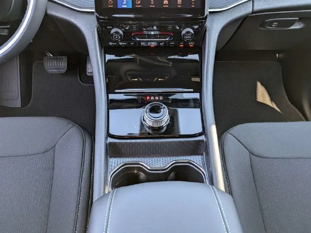 New 2027 Black Jeep Laredo image 18