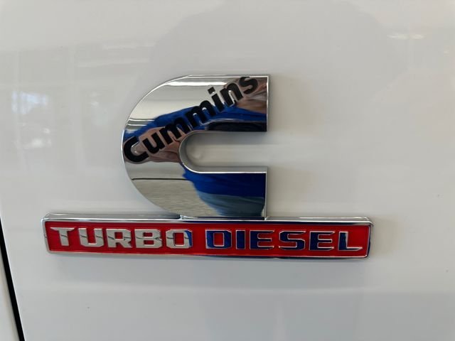 New 2026 Bright White Clearcoat RAM Tradesman image 16