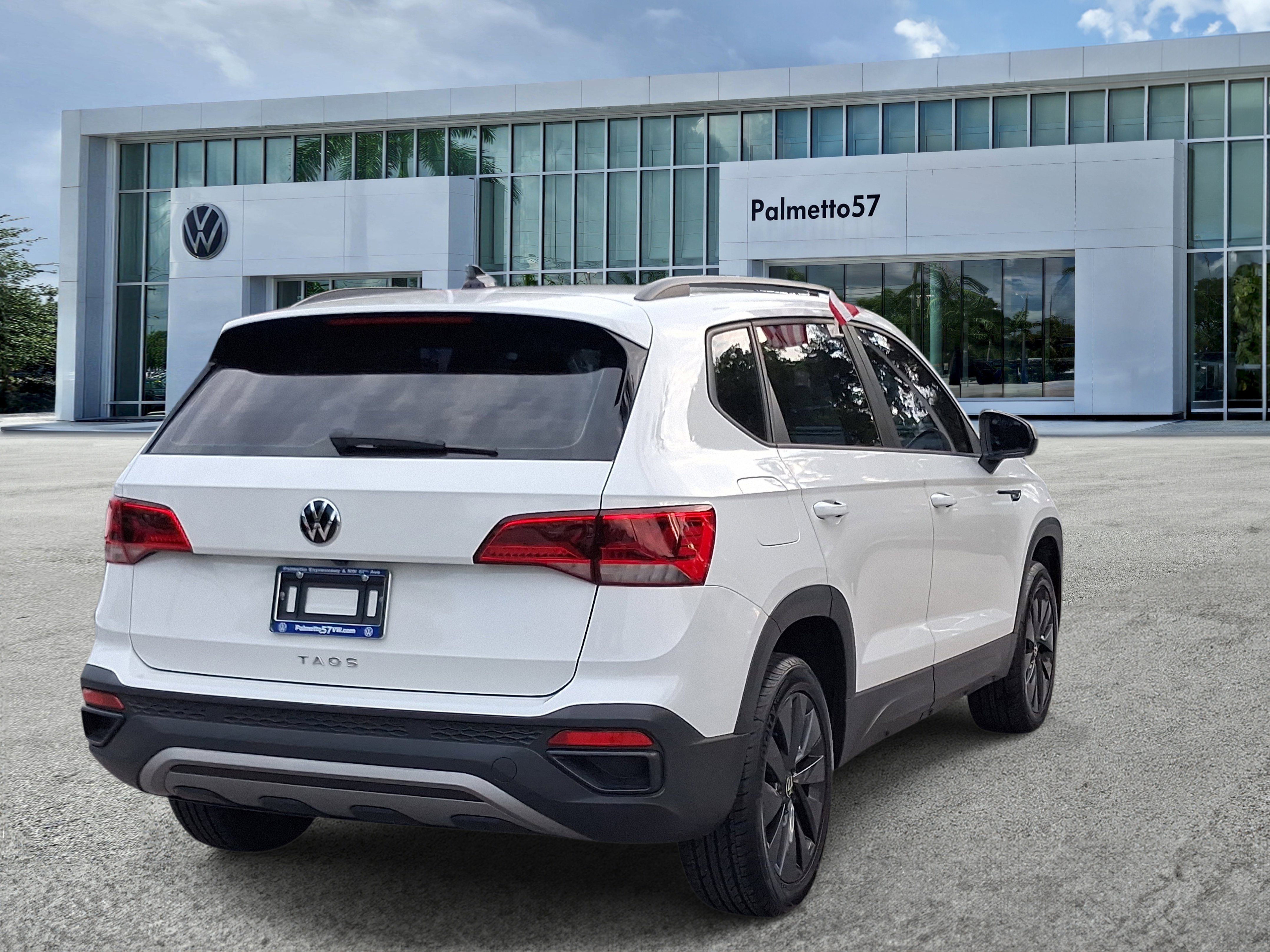 Certified Used 2023 White Volkswagen 1.5T S image 6