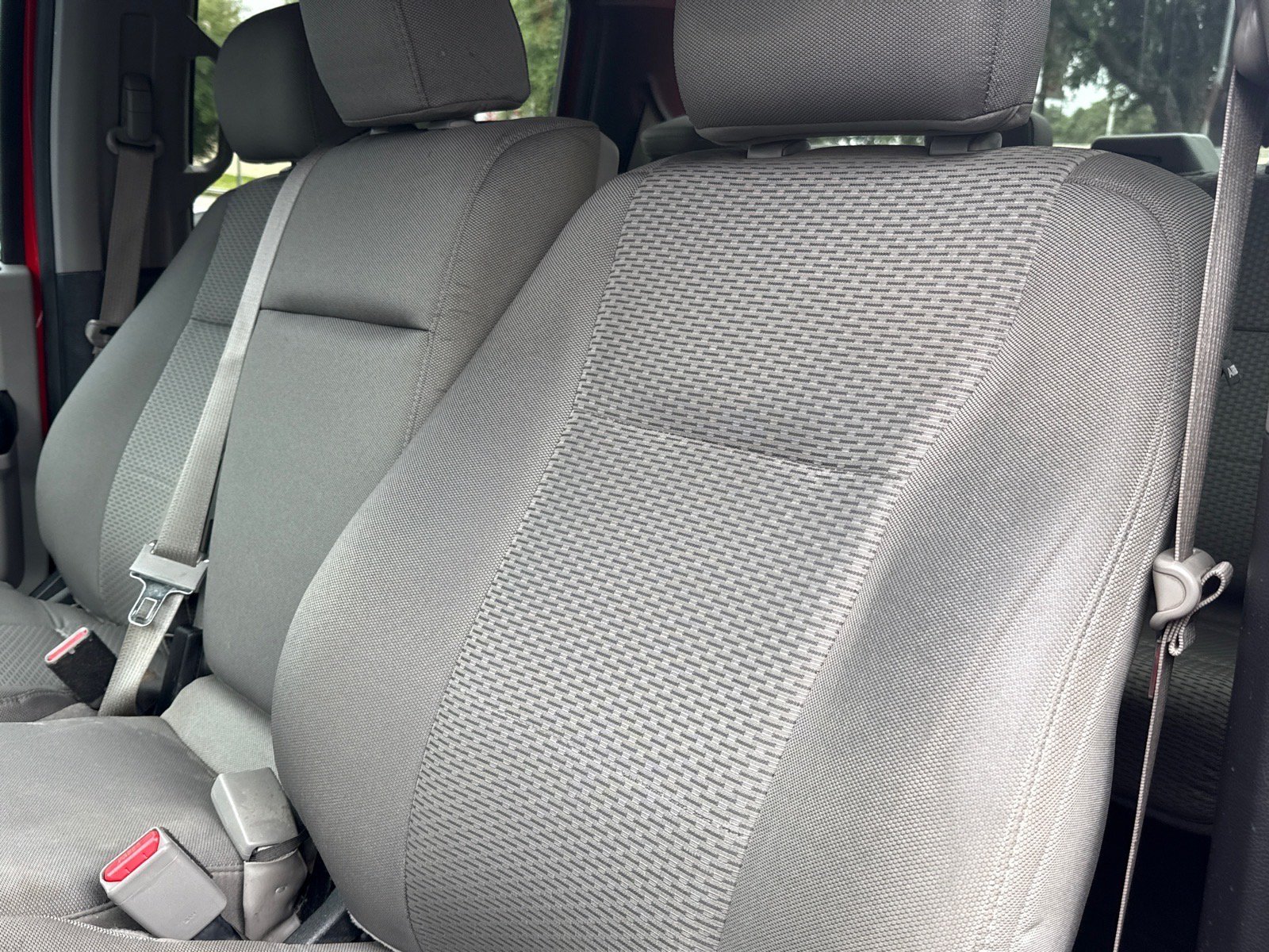 Used 2016 Red Ford  image 16