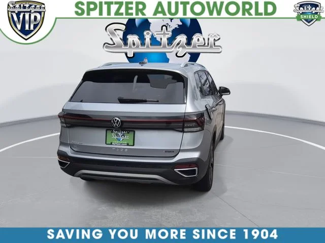 Used 2025  Volkswagen 1.5T SE image 8