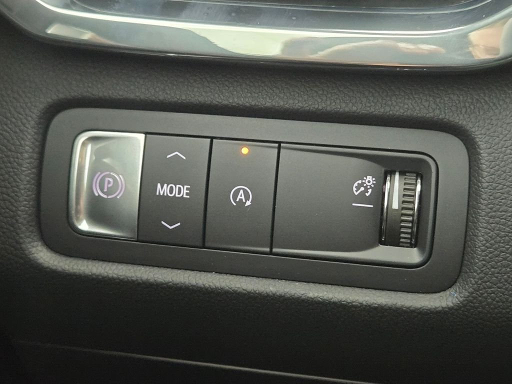 New 2026 Ebony Twilight Metallic GMC Elevation image 29