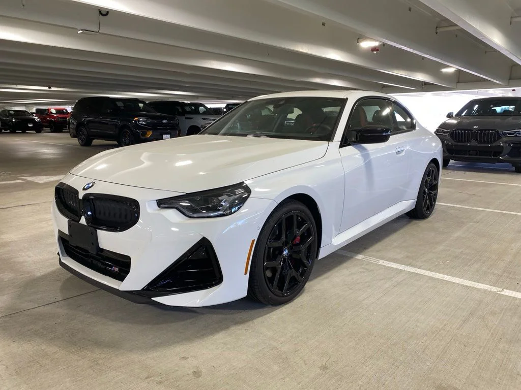 Used 2025 Alpine White BMW M240i xDrive image 1