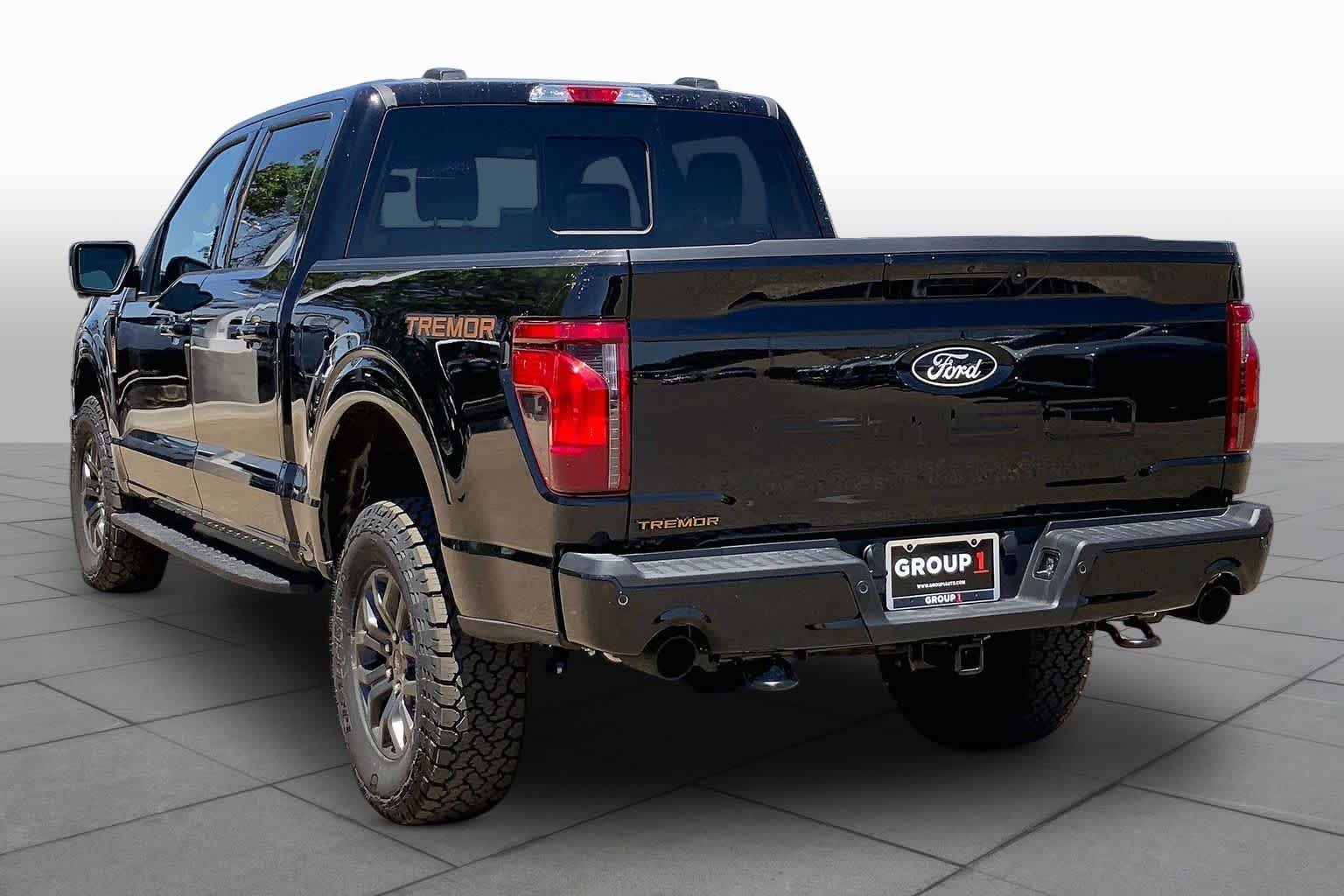 New 2026 Agate Black Metallic Ford Tremor image 12