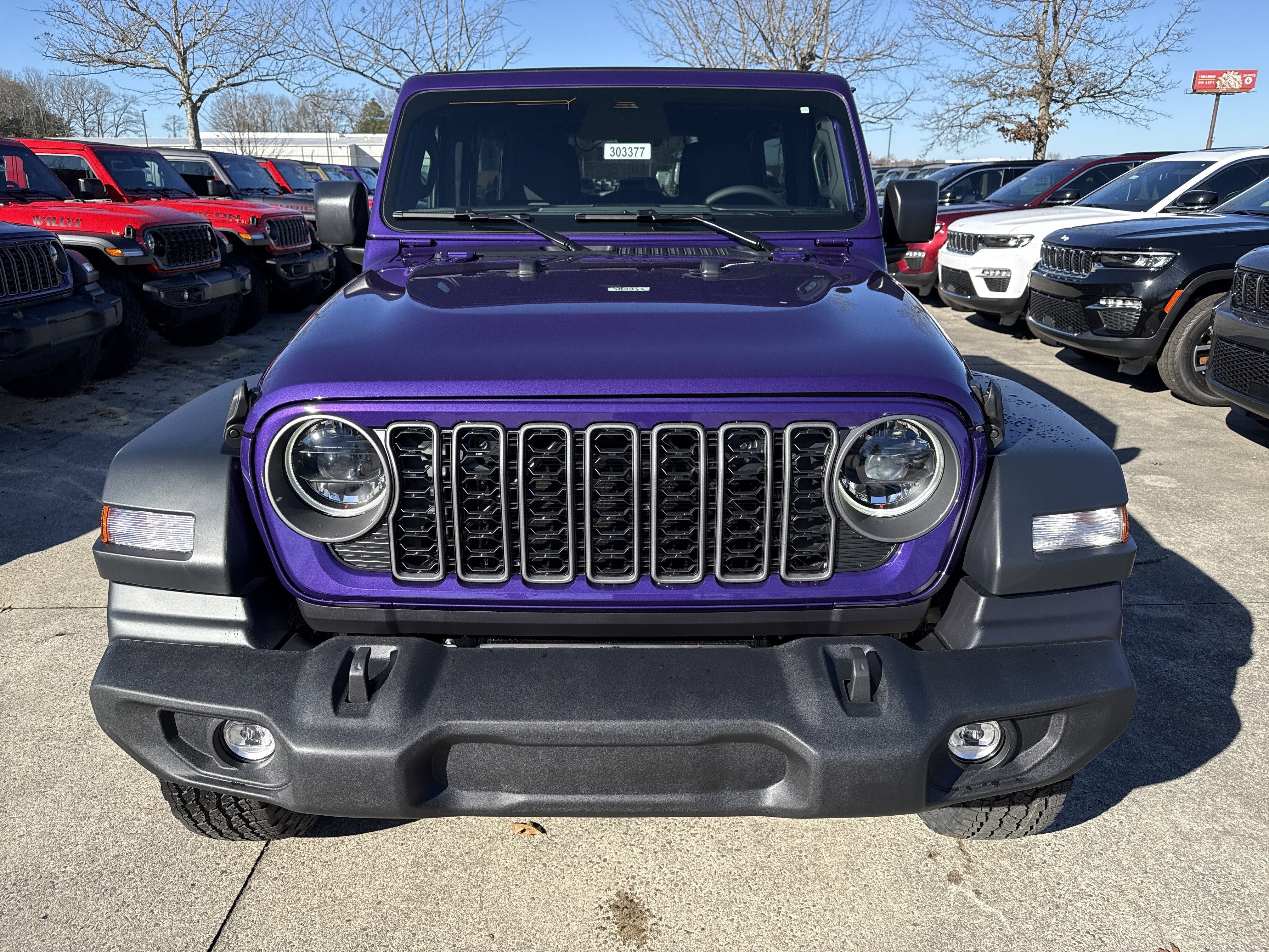 New 2026 Reign Jeep Sport S image 2