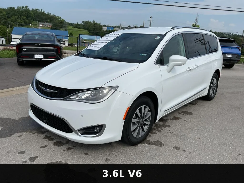 Used 2020 Bright White Clearcoat Chrysler Touring L Plus image 3