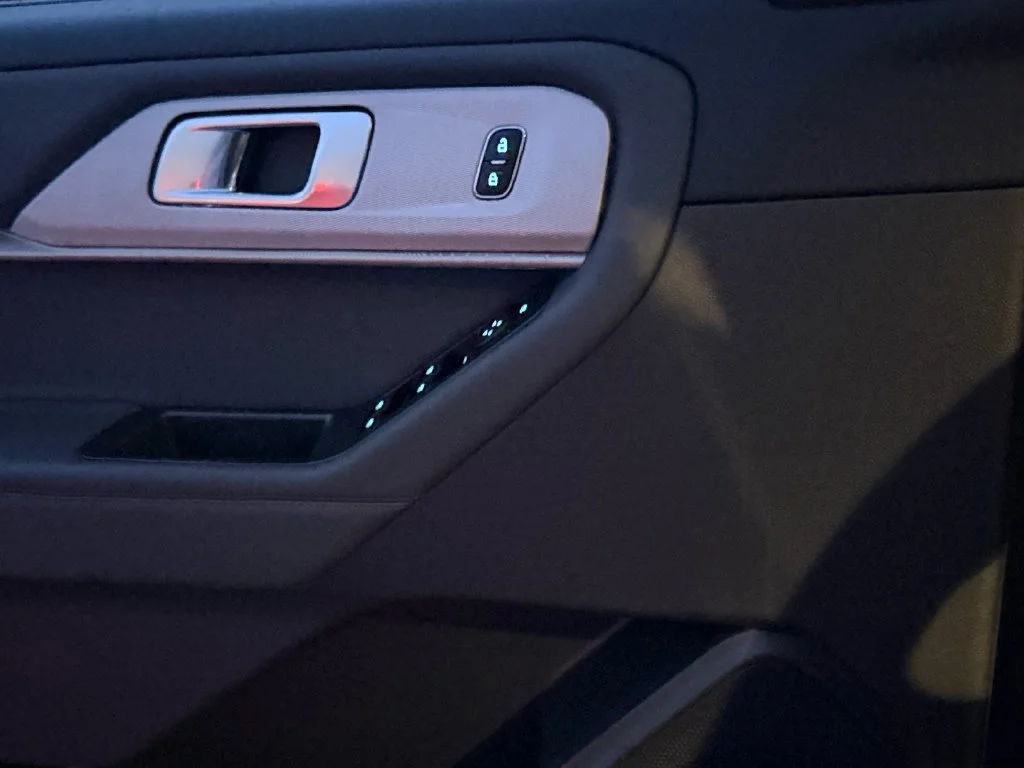 New 2027 Avalanche Gray Ford Active image 15
