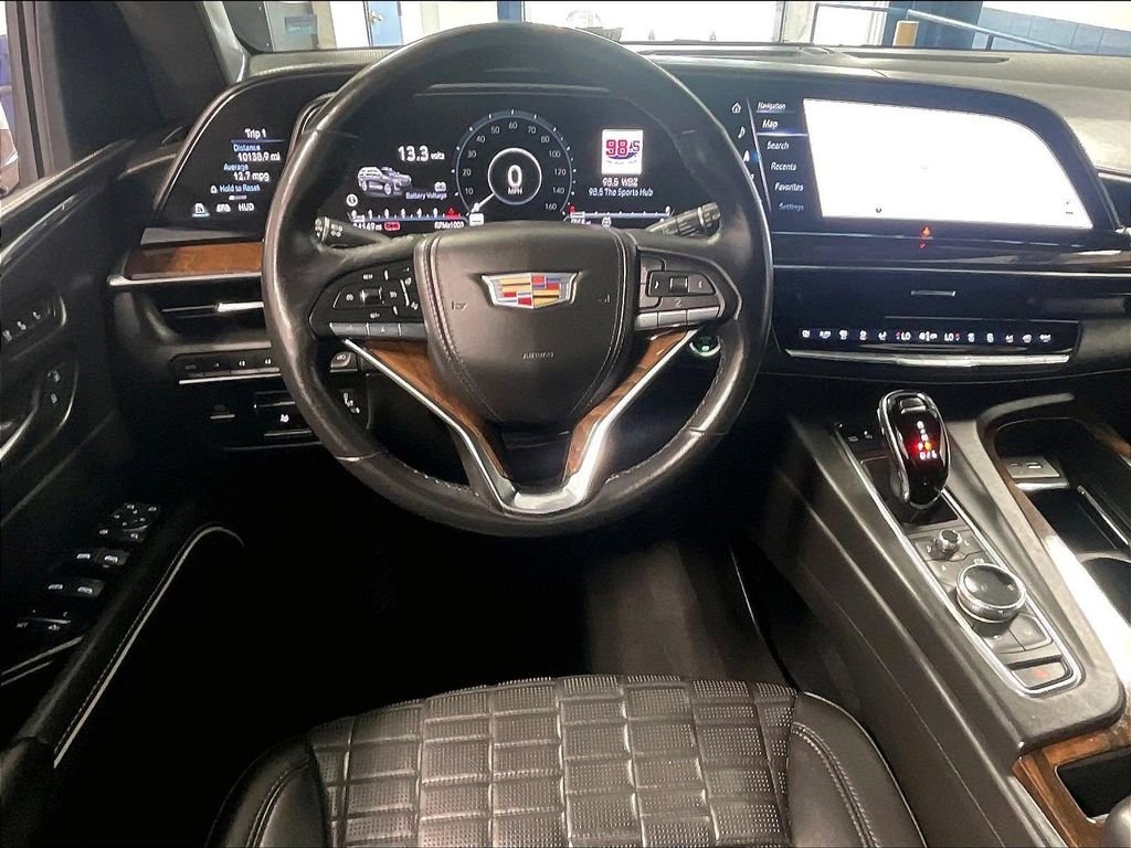 Used 2021 White Cadillac Sport Platinum image 18