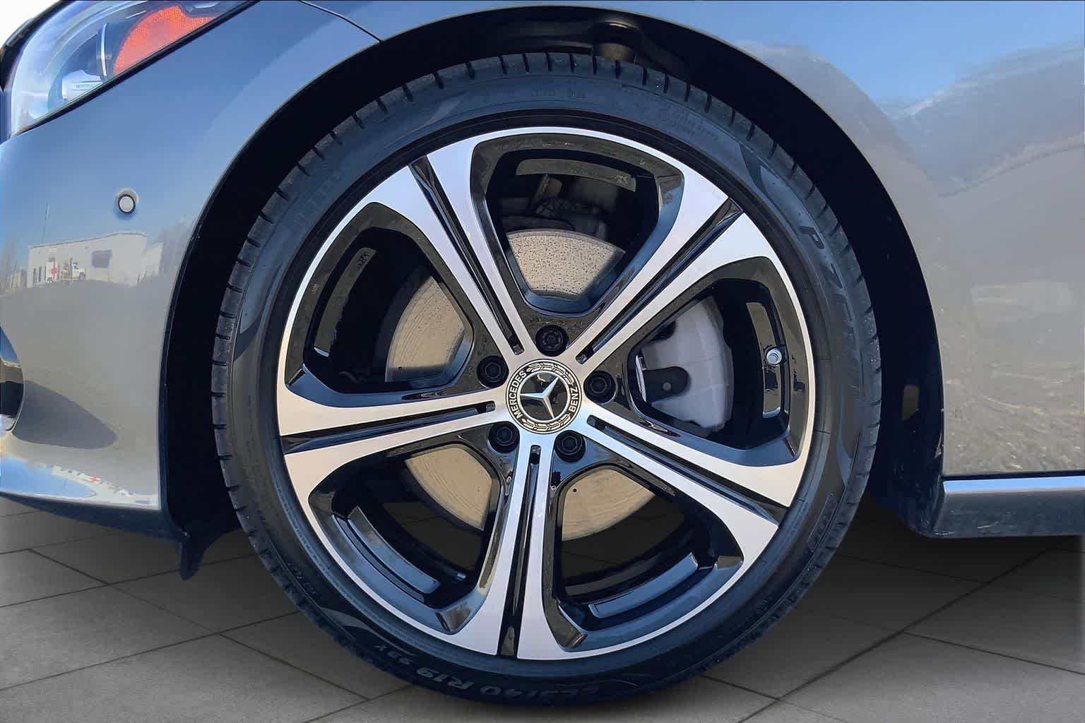 Used 2025 Selenite Grey Metallic Mercedes-Benz C 300 image 10