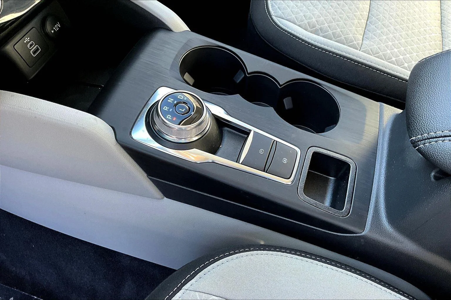 2026 Ford Escape Active - Photo 8